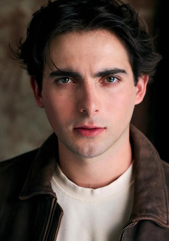 安德烈斯·雷沃 Andres Revo照片