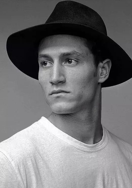 瓦埃勒·塞尔苏布 Wael Sersoub照片