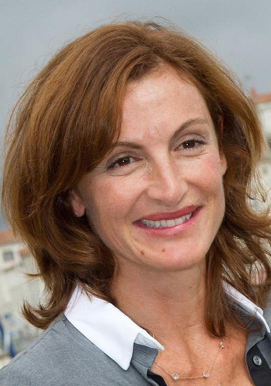 卡米尔·雅毕 Camille Japy照片