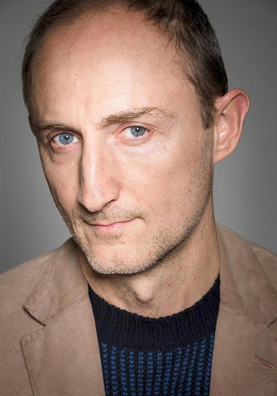 纪尧姆·尼克卢 Guillaume Nicloux照片