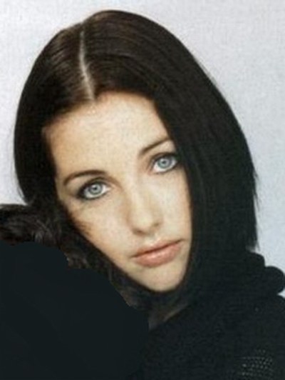 克里斯蒂亚娜·耶里 Cristiana Réali照片