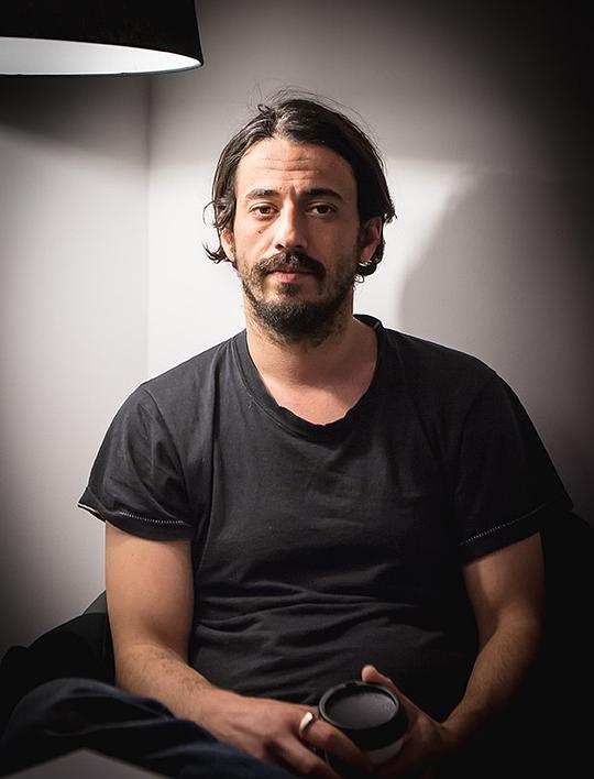 乔什·蒙德 Josh Mond照片