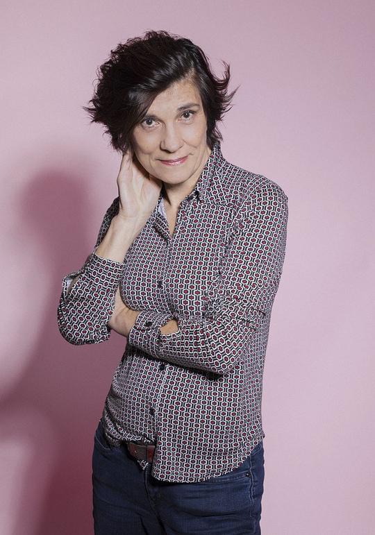 卡特琳·科西尼 Catherine Corsini照片