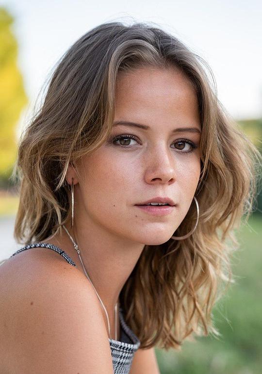 玛莉索尔·佛塔德 Marysole Fertard照片