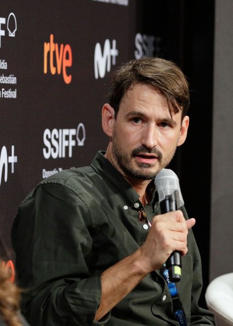 乌利塞斯·波拉 Ulises Porra照片