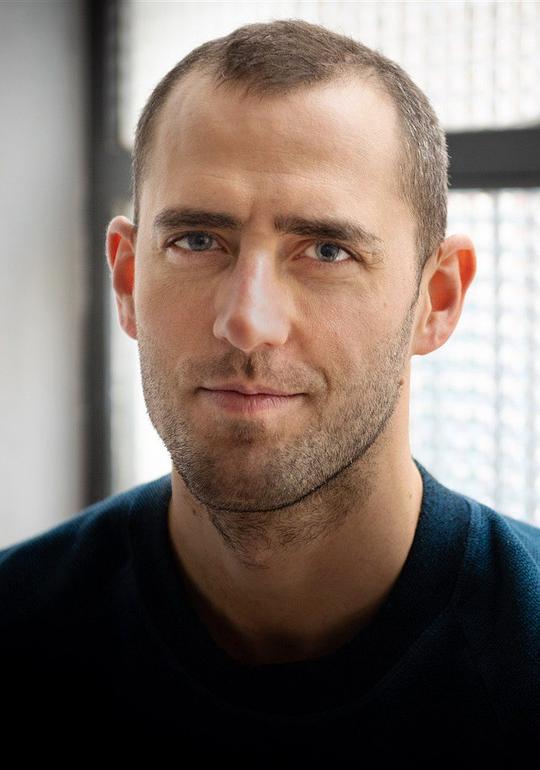 卢卡·贝斯 Luca Besse照片