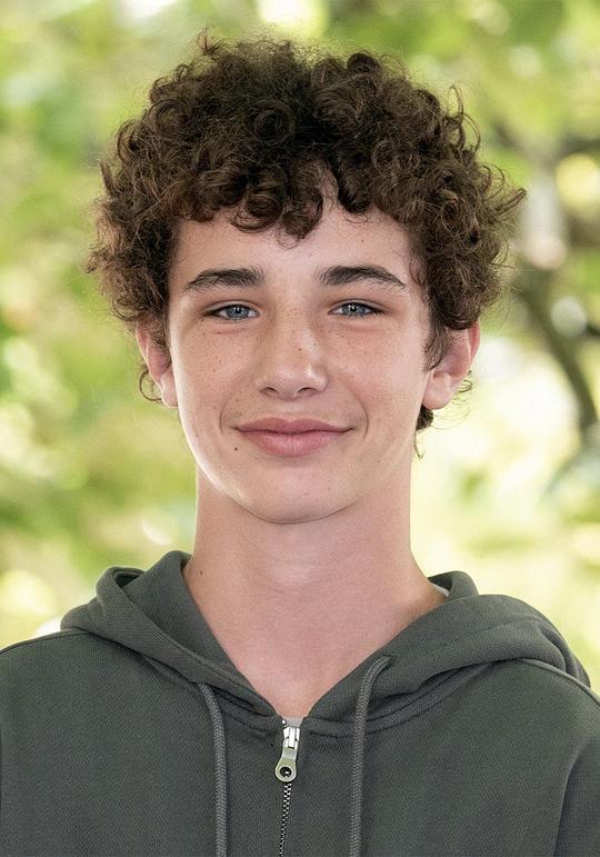 奥斯卡·普利欧 Oscar Pauleau照片