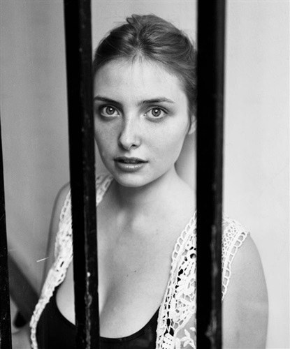 卢拉·科顿-弗雷尔 Lula Cotton-Frapier照片