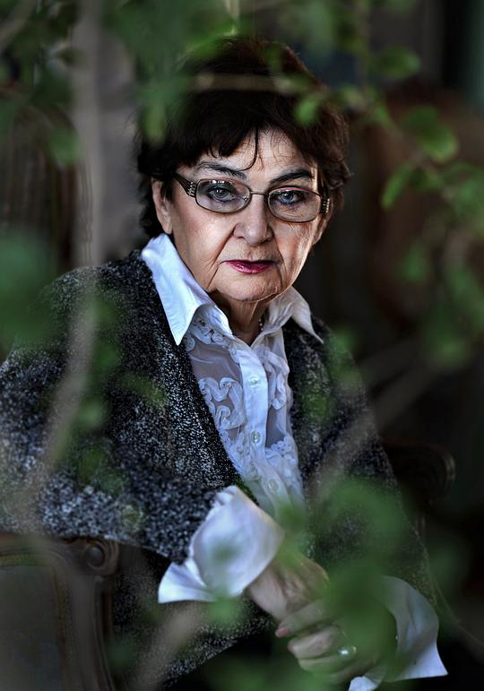 拉娜·戈戈别里泽 Lana Gogoberidze照片