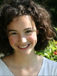 伊洛娜·巴谢利埃 Ilona Bachelier照片