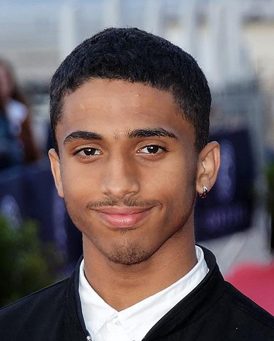 贾米尔·麦克雷文 Jamil McCraven照片