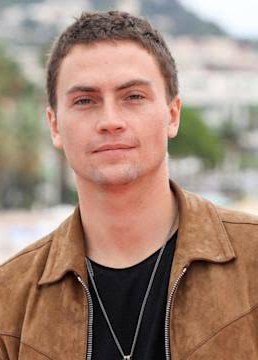 路易斯·佩雷斯 Louis Peres照片