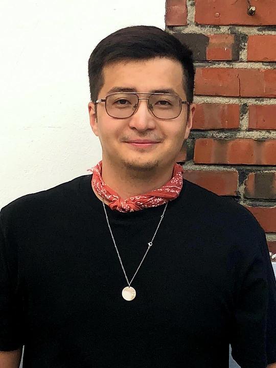 陶比科·尼扎米丁 Tawfiq Nizamidin照片