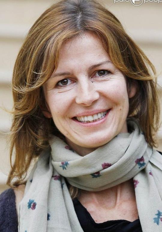 艾莉克斯·德拉伯特 Alix Delaporte照片