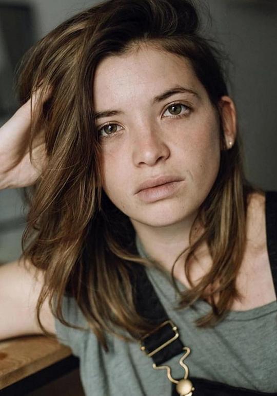 柯琳·贝尔 Coline Beal照片