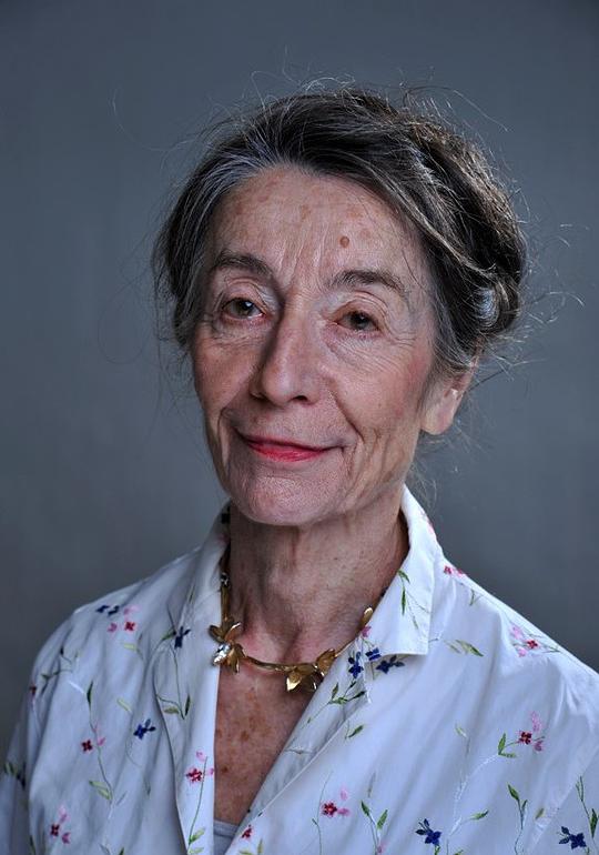 克劳丁·阿克斯 Claudine Acs照片