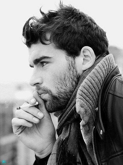 斯坦利·韦伯 Stanley Weber照片