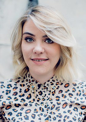 索菲-玛丽·拉鲁伊 Sophie-Marie Larrouy照片