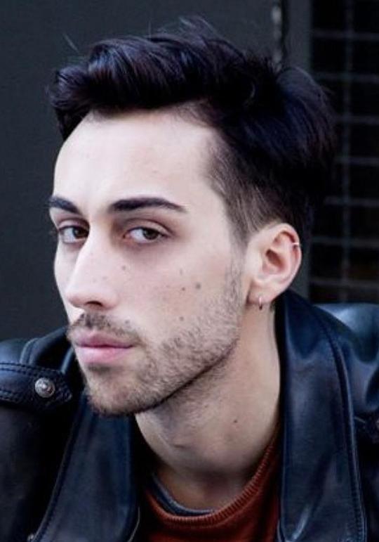 雨果·巴丁 Hugo Bardin照片