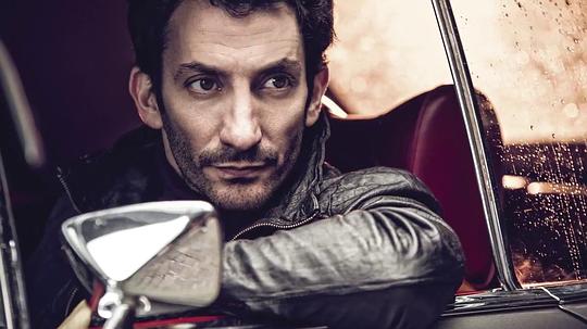 胡安·米努欣 Juan Minujín照片