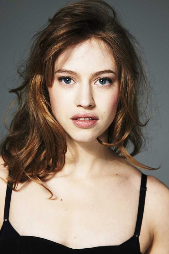 璐·德·拉格 Lou de Laâge照片