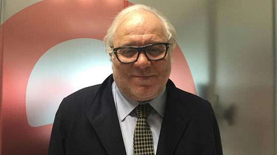 何塞·路易斯·洛佩斯-利纳雷斯 José Luis López-Linares照片