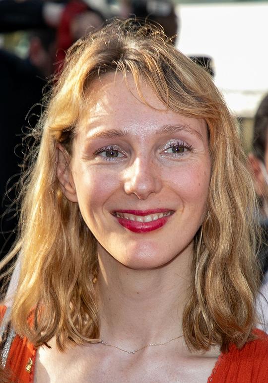 宝琳·克莱蒙 Pauline Clément照片