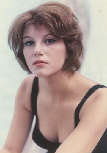 斯特法尼娅·桑德雷莉 Stefania Sandrelli照片