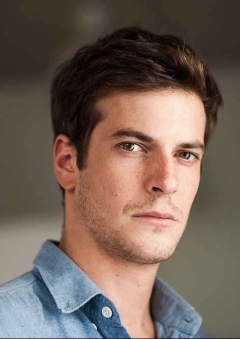 利欧·杜索里耶 Léo Dussollier照片