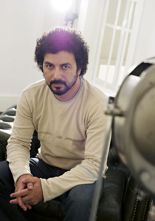 阿米尔·巴希尔 Aamir Bashir照片