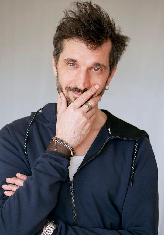 雅尼克·罗塞特 Yannick Rosset照片