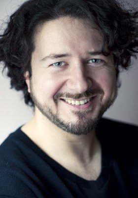 科尔内留·德拉戈米雷斯库 Corneliu Dragomirescu照片