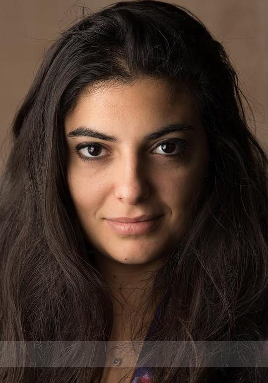 穆尼亚·阿克 Mounia Akl照片