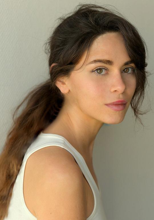 安娜·萨库托 Anna Sacuto照片