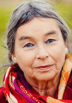 埃芙琳·伊斯翠娅 Evelyne Istria照片