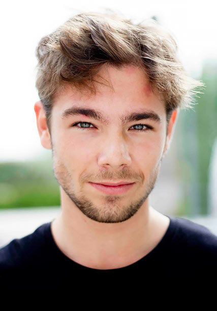 卡洛斯.古尔巴斯 Carlos Cuevas照片