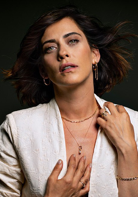 玛利亚·莱昂 María León照片