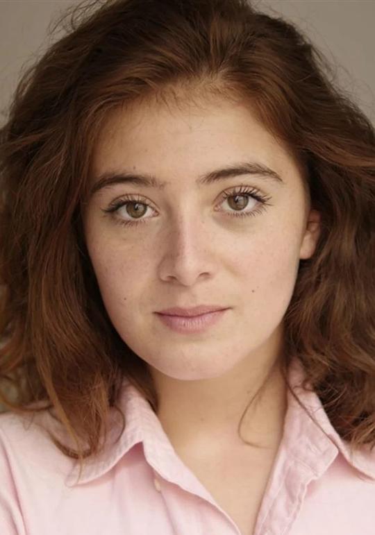 卡米尔·阿吉拉尔 Camille Aguilar照片