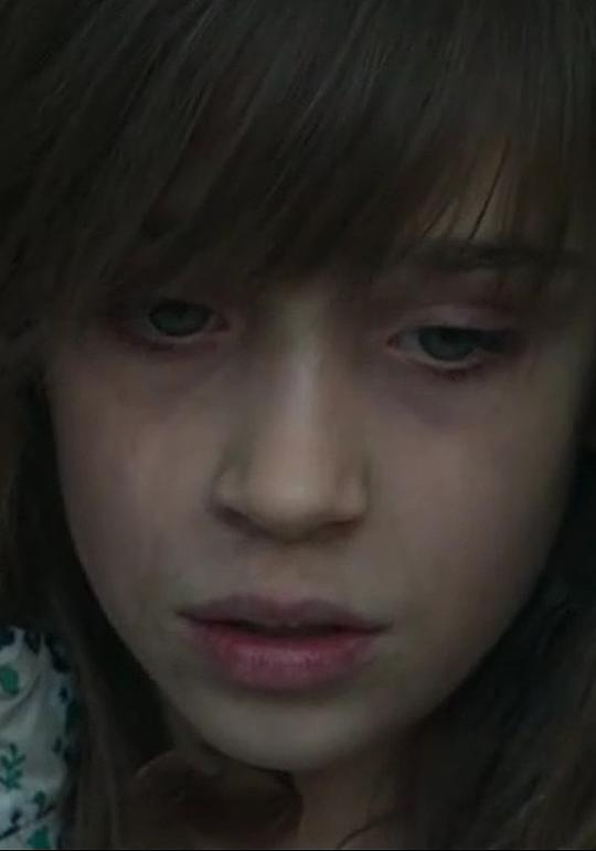 泽莉·里克森 Zelie Rixhon照片