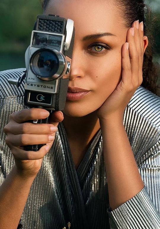 梅里姆·萨罗莉 Mériem Sarolie照片