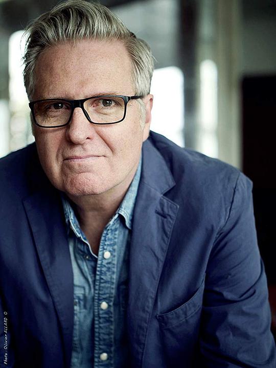 伊冯·巴克 Yvon Back照片