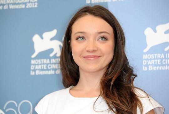 奥里莉亚·波伊莱尔 Aurélia Poirier照片