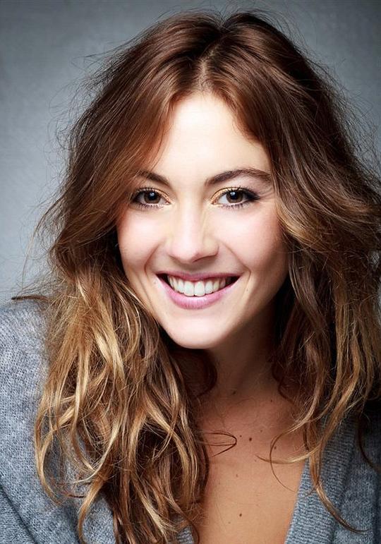 康斯坦斯·拉贝 Constance Labbé照片