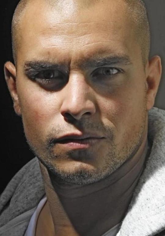 马蒂厄·拉多特 Mathieu Lardot照片