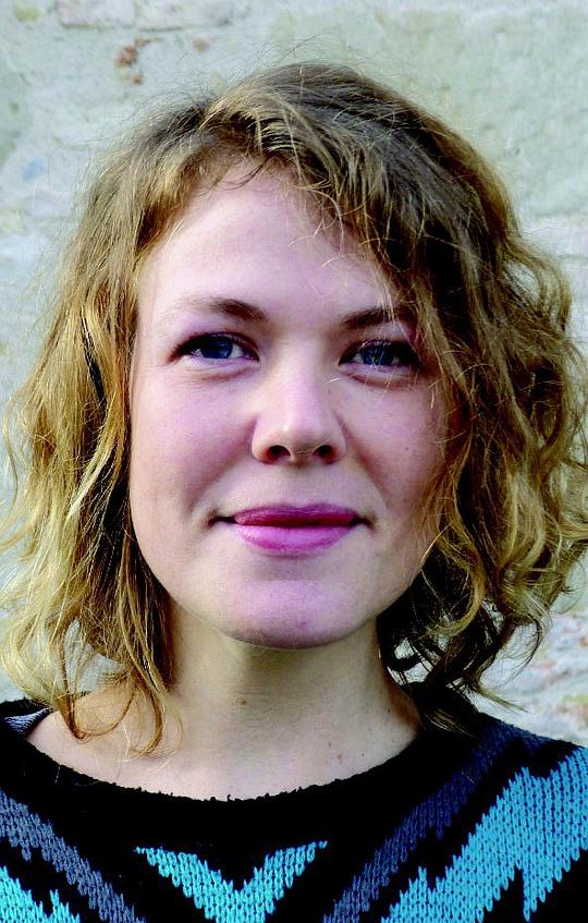 玛芮妮·勒维尔 Marine Levéel照片