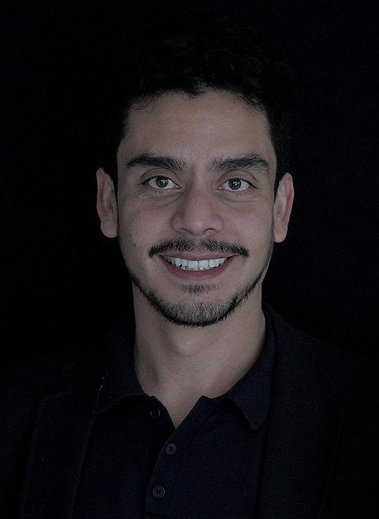 杰罗·布斯塔曼特 Jayro Bustamante照片