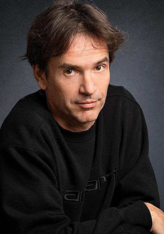 伯里斯·洛伊坎 Boris Lojkine照片