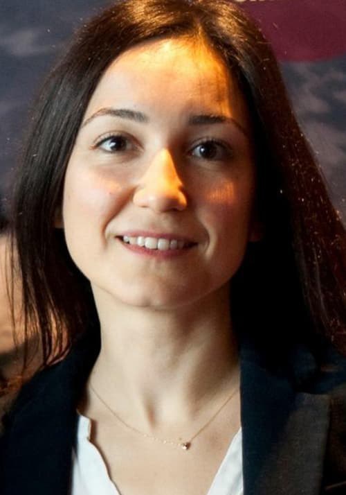 伊佩克·图尔克坦 Ipek Türktan照片