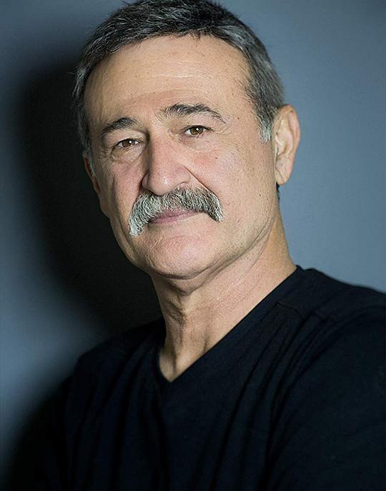 穆菲特·卡亚坎 Müfit Kayacan照片