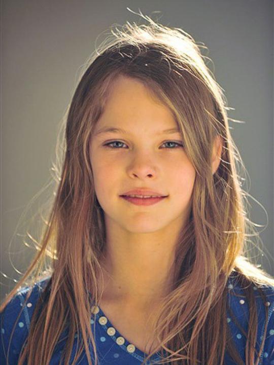 科琳·莱克勒 Coline Leclère照片